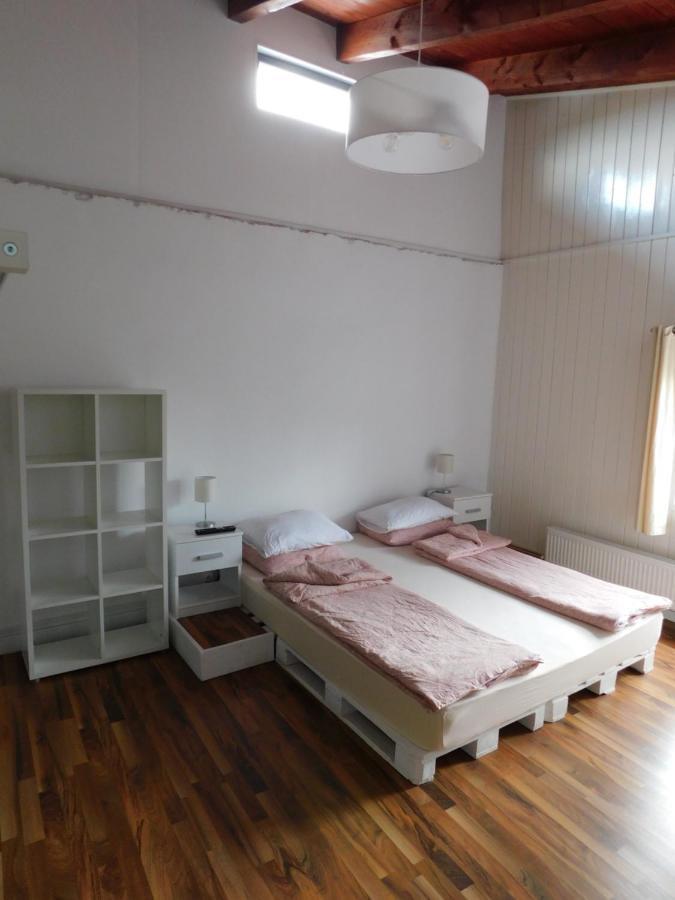 Mountain Vista Suites Zarnesti Ngoại thất bức ảnh